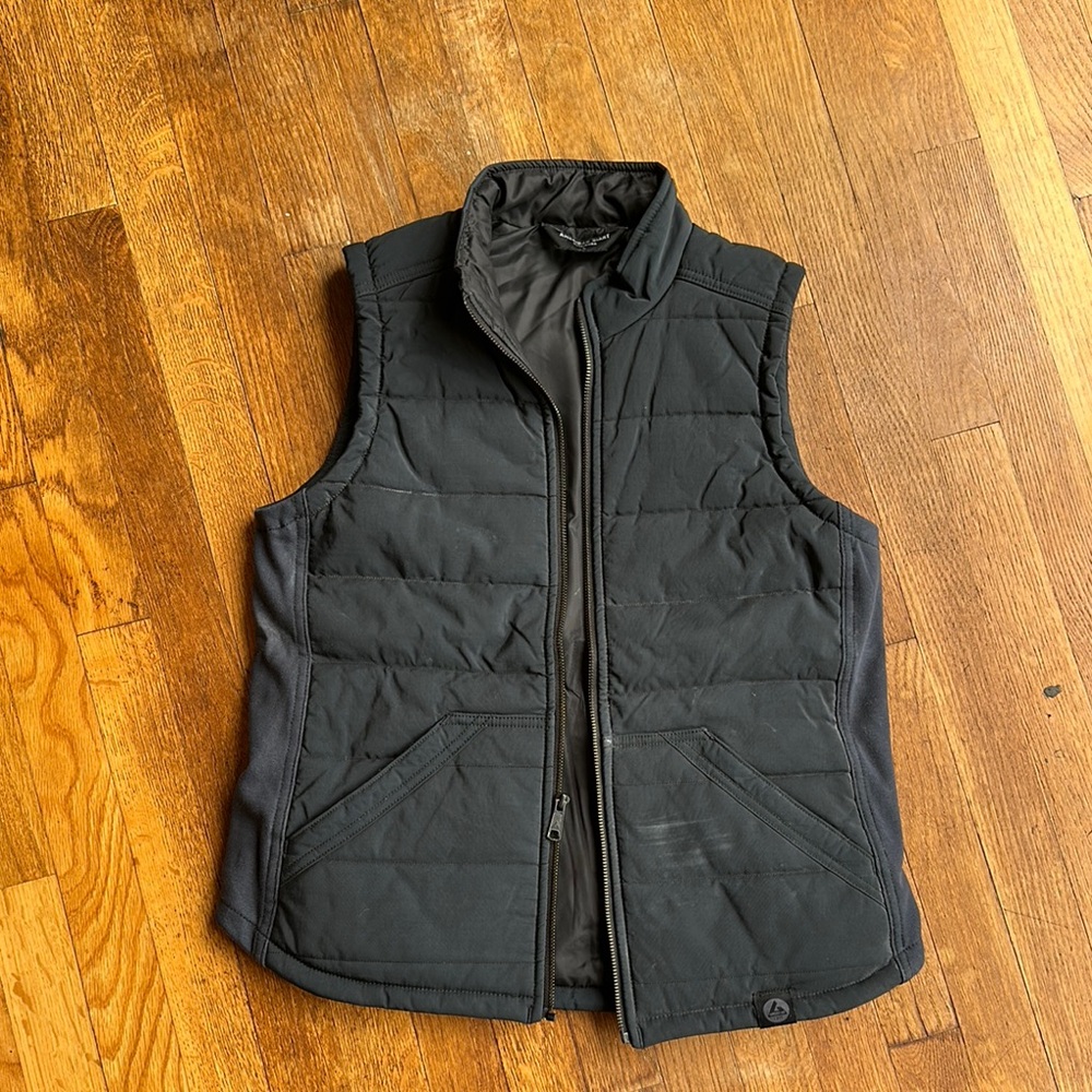 American Giant insulated Vest L